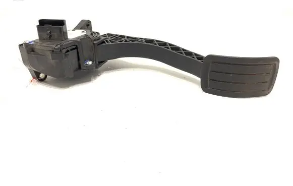 Peugeot 3008 II Accelerator throttle pedal 9674829780