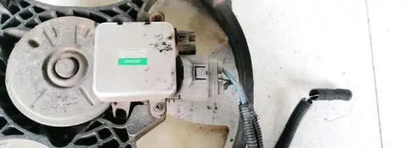 Mitsubishi Galant Coolant fan relay 4993003170 499300-3170