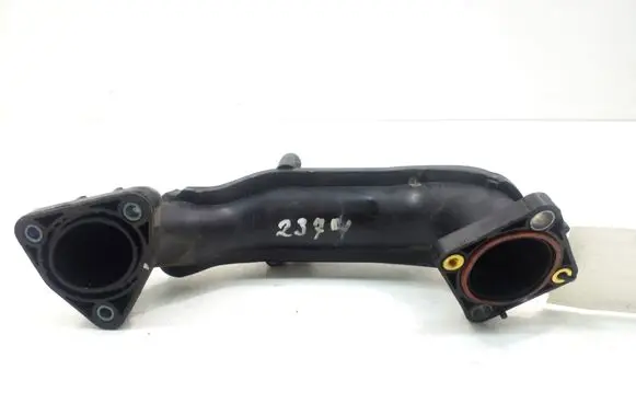 Coolant pipe/hose