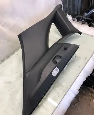 Mercedes-Benz EQA (D)pillar trim (top) A2476908100