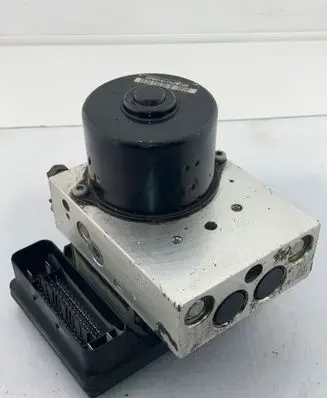 Volvo XC90 ABS Pump 10092504163 30793447 00401398E0