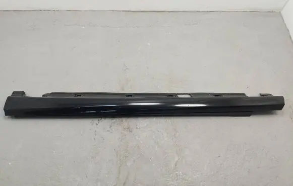 Mercedes-Benz ML AMG W166 Sill A1666980754