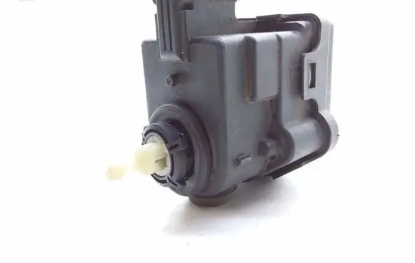 Renault Laguna II Headlight level adjustment motor 8200006664