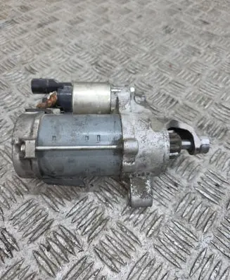 Audi A6 C7 Starter motor 06H911024C