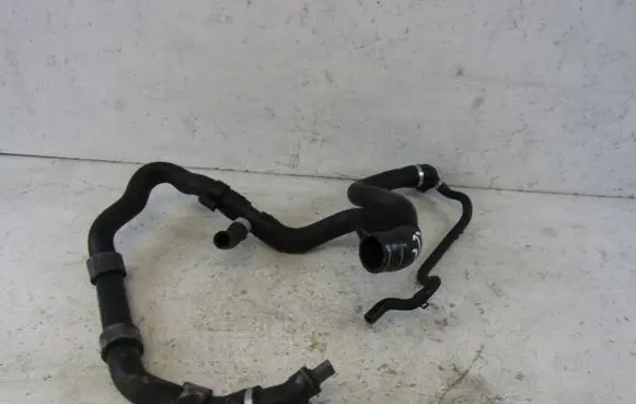 Volkswagen Golf VIII Engine coolant pipe/hose 5WA122291
