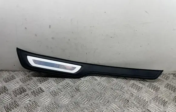 BMW 3 E90 E91 Rear sill trim cover 7269783