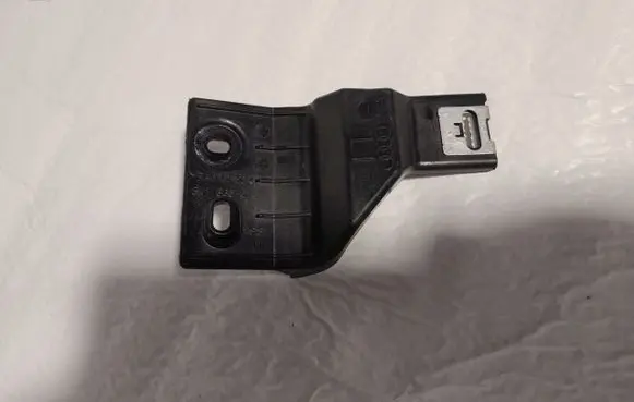 Audi A3 S3 8V Other center console (tunnel) element 8V1863615