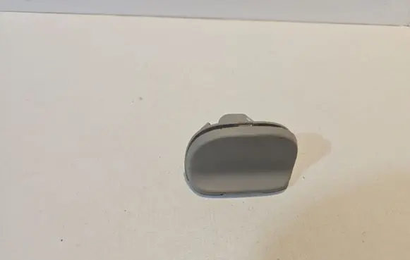 Renault Trafic III (X82) Seat belt trim 93450095