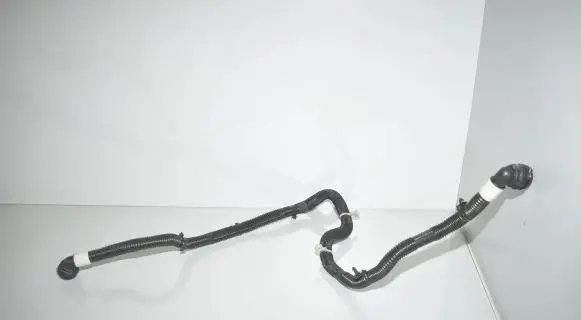 Tesla Model 3 Engine coolant pipe/hose 107759500E 107759500C 1077595
