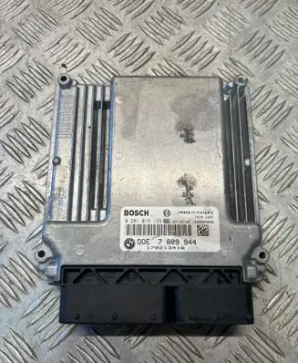BMW 5 E60 E61 Engine control unit/module 7809944 0281015129
