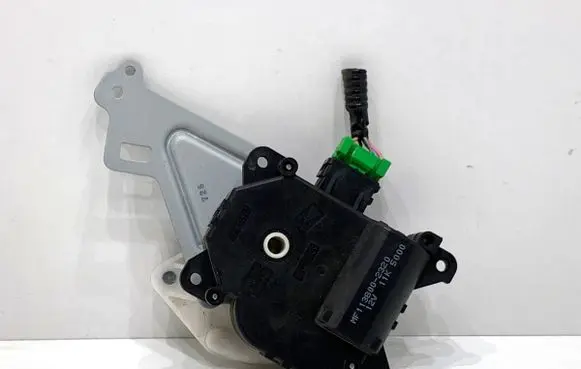 Honda CR-V Air flap motor/actuator MF1138002320