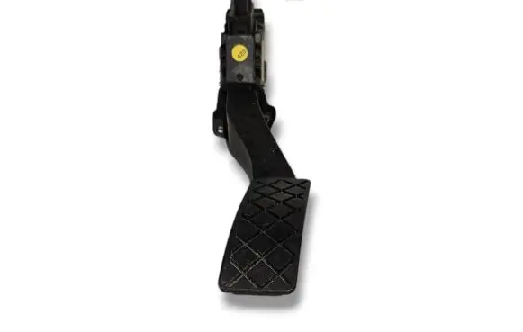 Volkswagen Golf Sportsvan Accelerator throttle pedal 5Q1723503G 6PV01062103 06130826