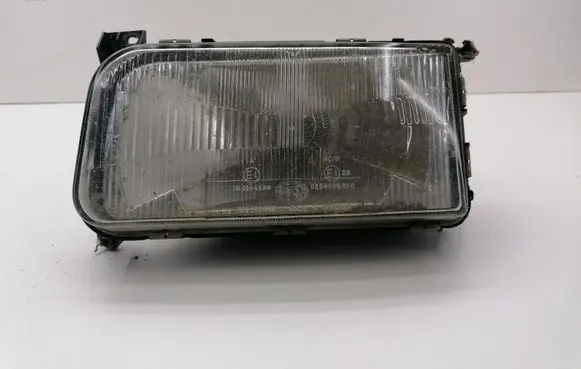 Volkswagen PASSAT B3 Headlight/headlamp 13347900
