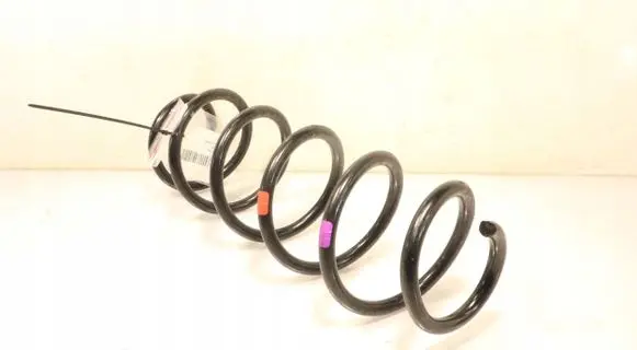 Lexus LX 570 Coil spring/strut mount 