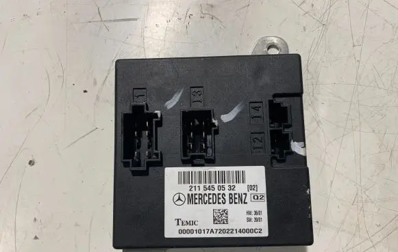 Mercedes-Benz E W211 Comfort/convenience module 2115450532