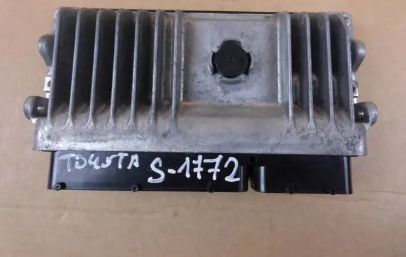 Toyota C-HR I Engine control unit/module ECU 89661F4550