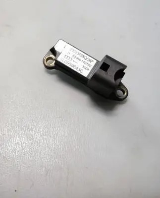 Audi A3 S3 8L Airbag deployment crash/impact sensor 8L0959643C 140102 023090ABXQ0W