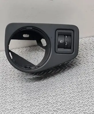 Volkswagen Golf VII Headlight level height control switch 5G1858341