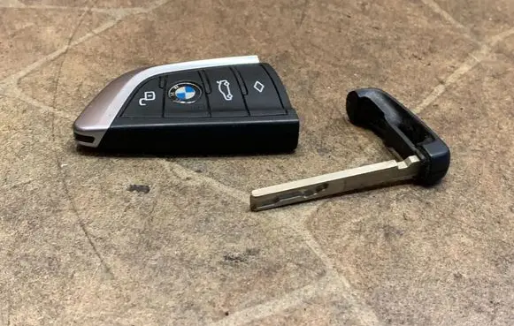 BMW 3 G20 G21 Ignition key/card 5A40689