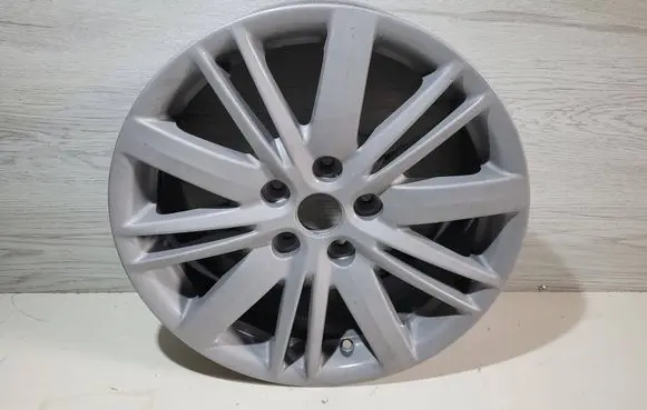 Renault Megane III R17 alloy rim 403000579R