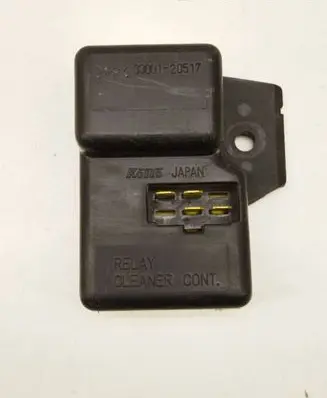 Subaru Forester SF Window wiper relay 3300120517