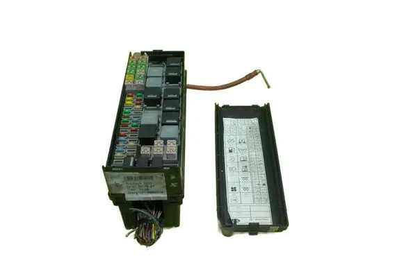 Land Rover Range Rover Sport L320 Fuse box set 8H3214290RA BEZPIECZNIKOW