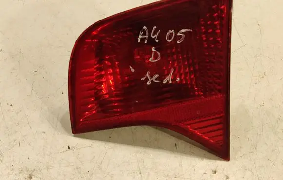 Audi A4 S4 B7 8E 8H Tailgate rear/tail lights