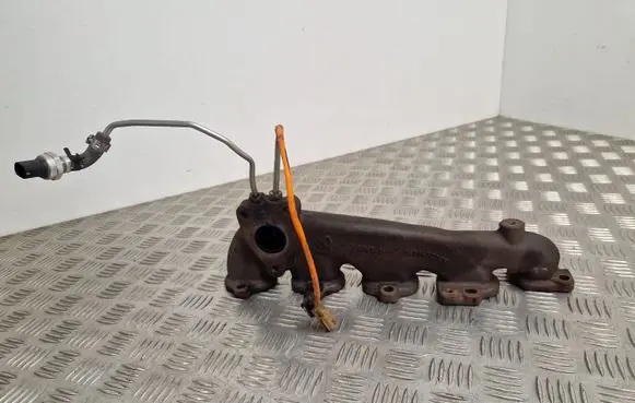 Nissan Qashqai+2 Exhaust manifold 140045202R