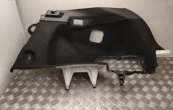 Toyota Prius (XV60) Bottom trim 6473047300