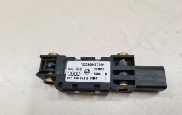 Audi A6 S6 C5 4B Airbag deployment crash/impact sensor 8E0959643E