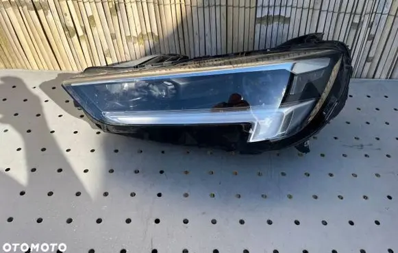 Opel Insignia B Headlight/headlamp 11764070000 39136835 300474909