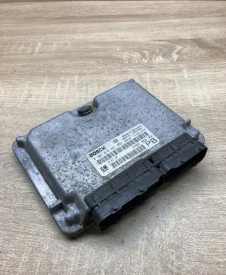 Opel Astra G Engine control unit/module ECU 24417167 0281010267