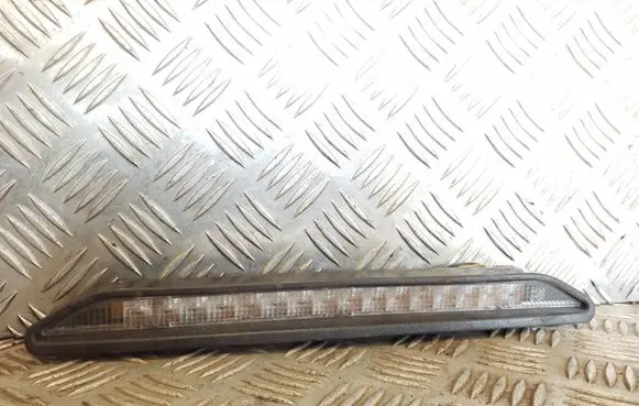 Opel Zafira A Third/center stoplight 90582025