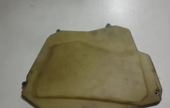 BMW 5 E39 Fuse box cover 1740707