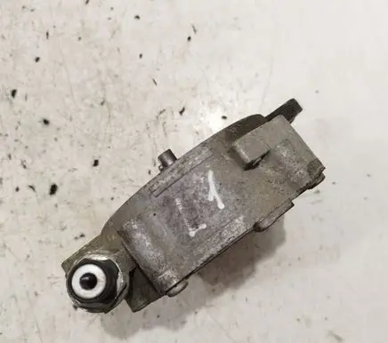 Volkswagen Tiguan Vacuum pump 03L145100
