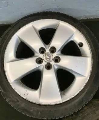 Toyota Prius (XW30) R17 alloy rim 