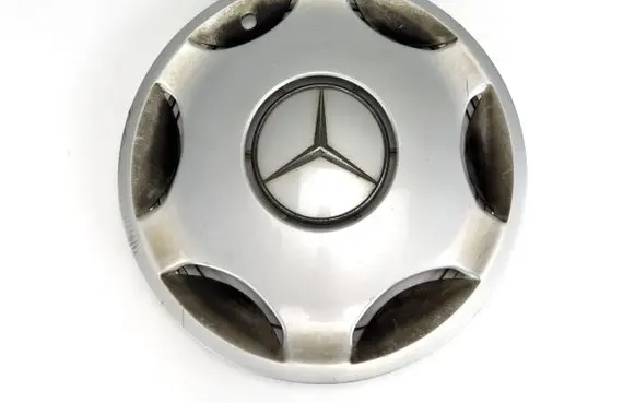 Mercedes-Benz C W203 R15 wheel hub/cap/trim 2024010024