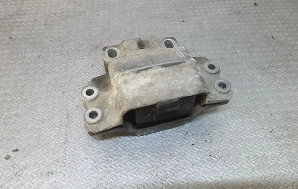 Audi A3 S3 8P Gearbox mount 1K0199555