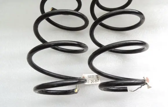 Mitsubishi Outlander Front coil spring 4040A345