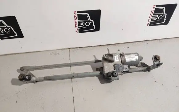 Volkswagen Tiguan Front wiper linkage and motor 5N0955119 5K1955023F