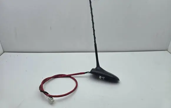 Toyota Auris E180 Aerial GPS antenna V309075C