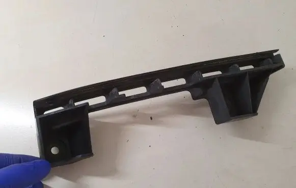 Volkswagen Caddy Front bumper mounting bracket 1T0807890B