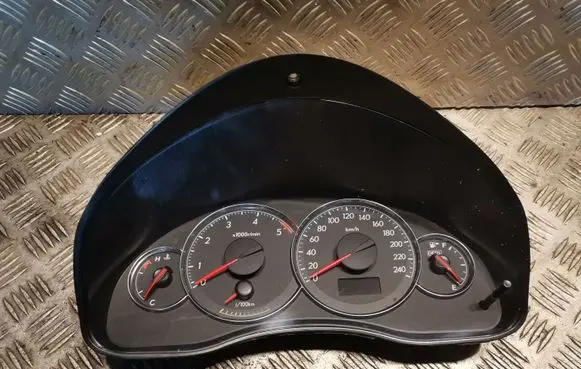 Subaru Legacy Speedometer (instrument cluster) 85002AG01