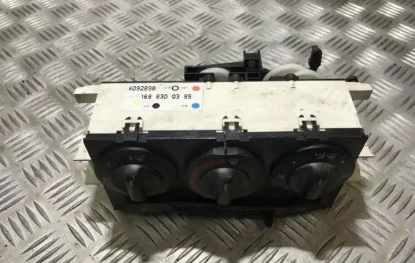 Mercedes-Benz A W168 Climate control unit 1688300385 k092898