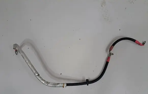 BMW 4 F32 F33 Positive cable (battery) 7624617