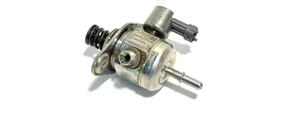 Peugeot 5008 II Fuel injection high pressure pump 9802540080 40186