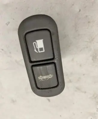 KIA Sorento Fuel cap release pull handle 935503E020