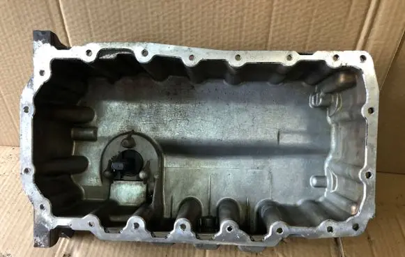 Volkswagen PASSAT B6 Oil sump 03G103603AB