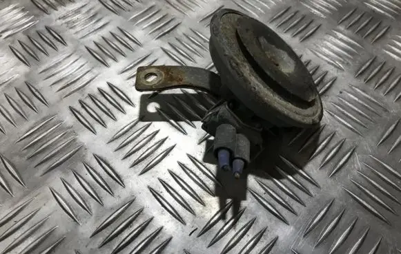 Mitsubishi Carisma Horn signal