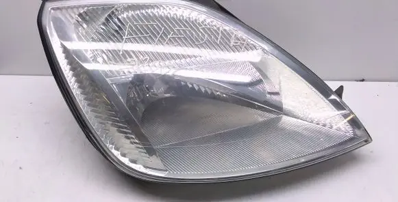 Ford Fiesta Headlight/headlamp 2S6X13W029
